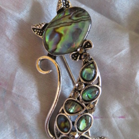 nwot Cute Silver Tone & Abalone CAT Brooch 2" (F17) - Picture 1 of 3
